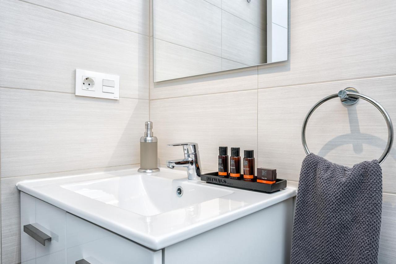Iloftmalaga Martires Apartament *